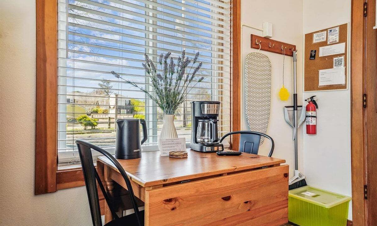 Photo of Others in Cannon Beach