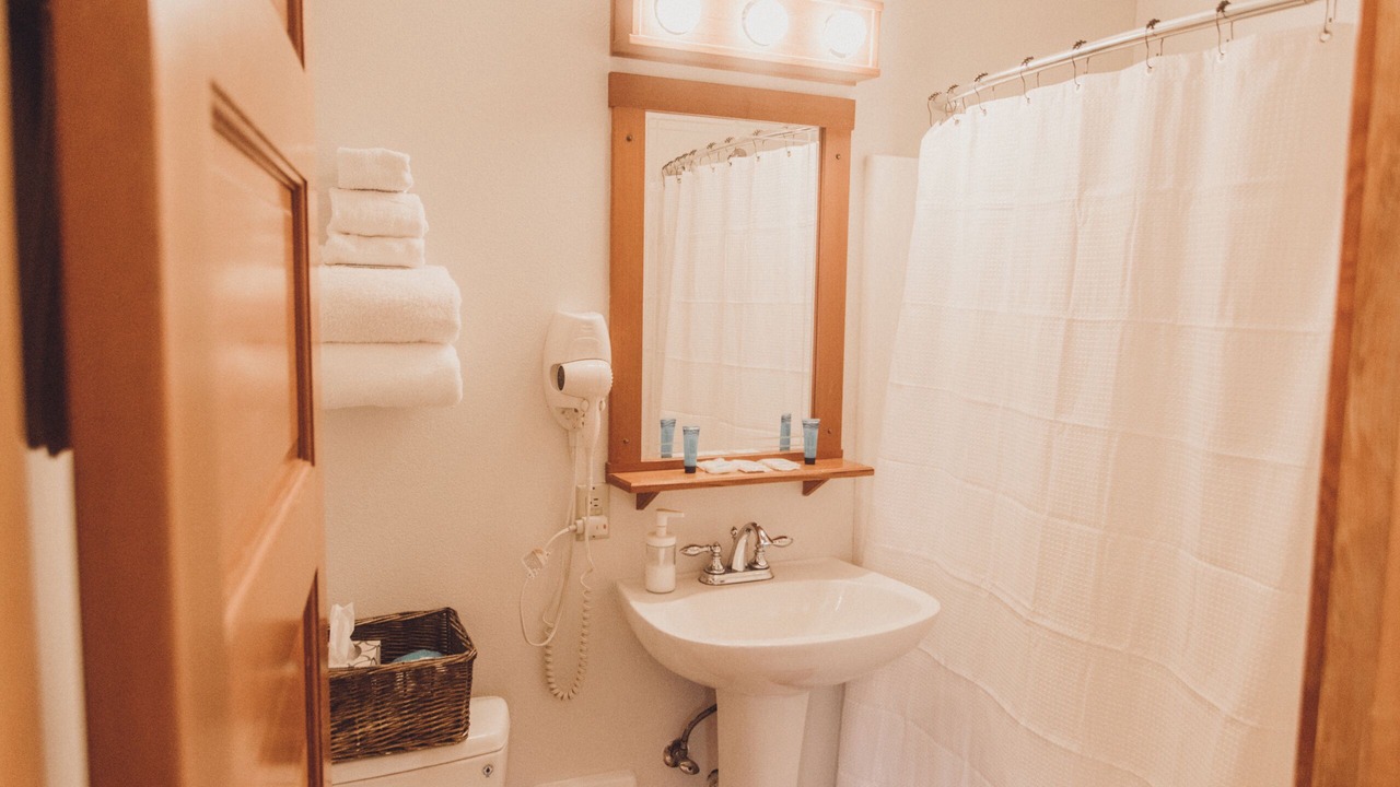 Photo of Bathroom in Cannon Beach