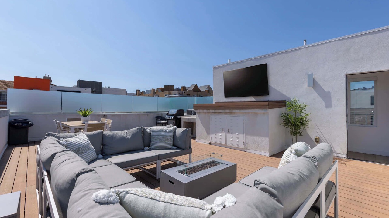 Photo of Patio Balcony in Hollywood