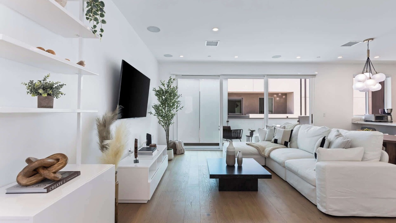 Photo of Livingroom in Hollywood