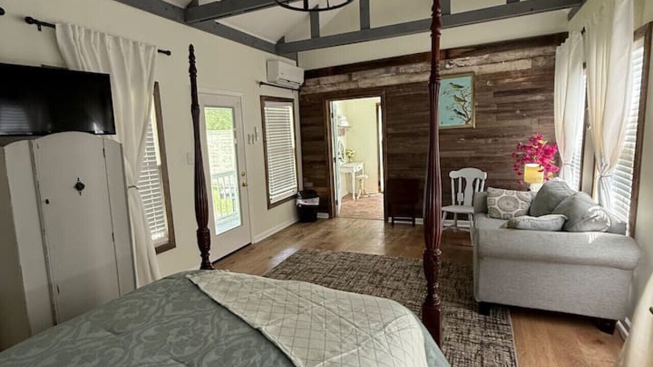 Photo of Bedroom in Jackson