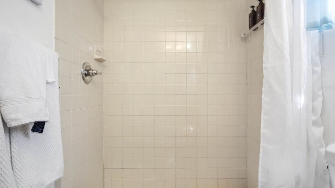 Photo of Bathroom in Durant