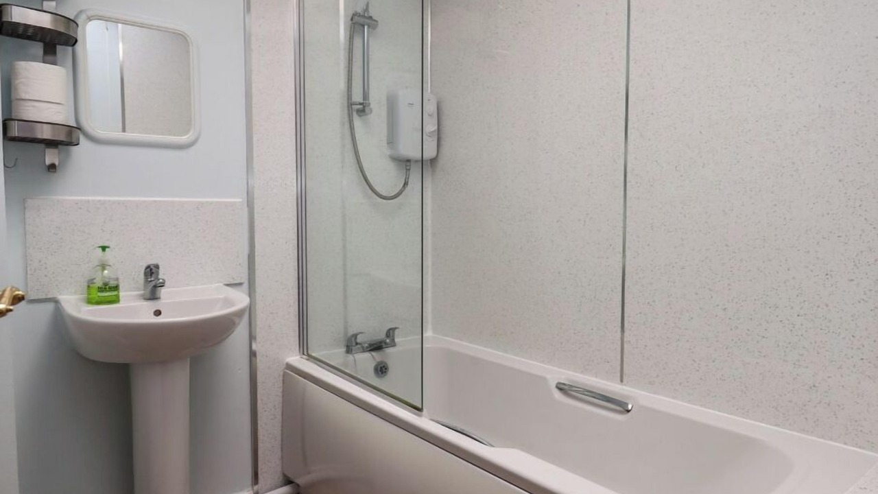 Photo of Bathroom in Dawlish Warren