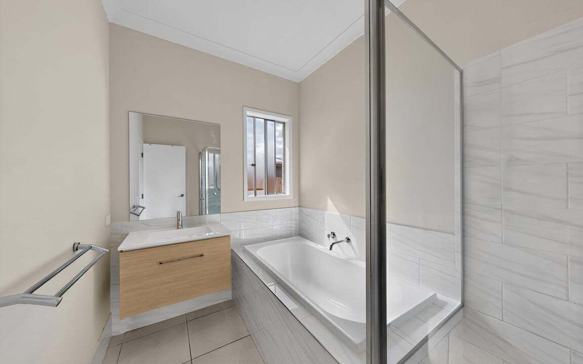 Photo of Bathroom in Loganlea