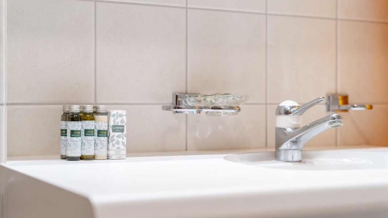 Photo of Bathroom in Madulain