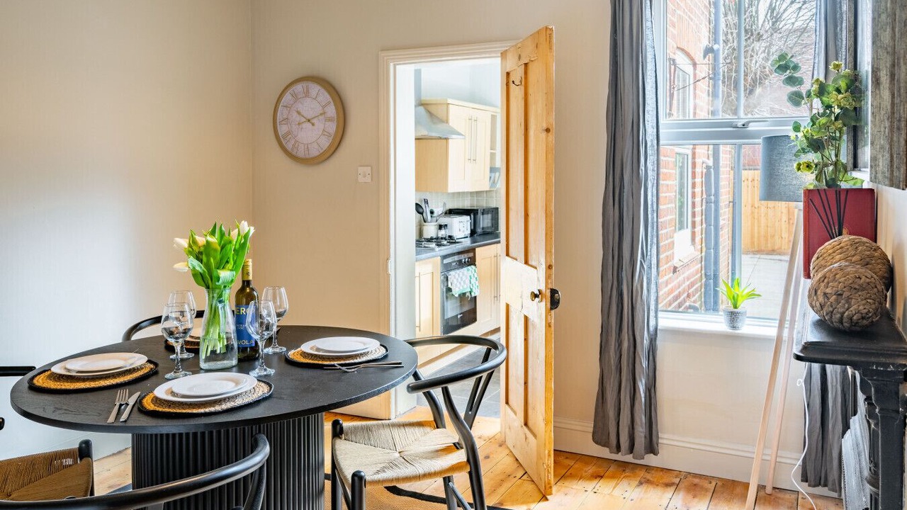 Photo of Others in Eaton