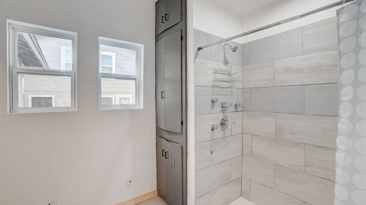 Photo of Bathroom in Woodlawn Lake