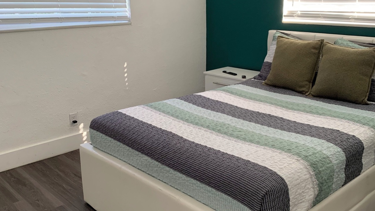 Photo of Bedroom in North Andrews Gardens
