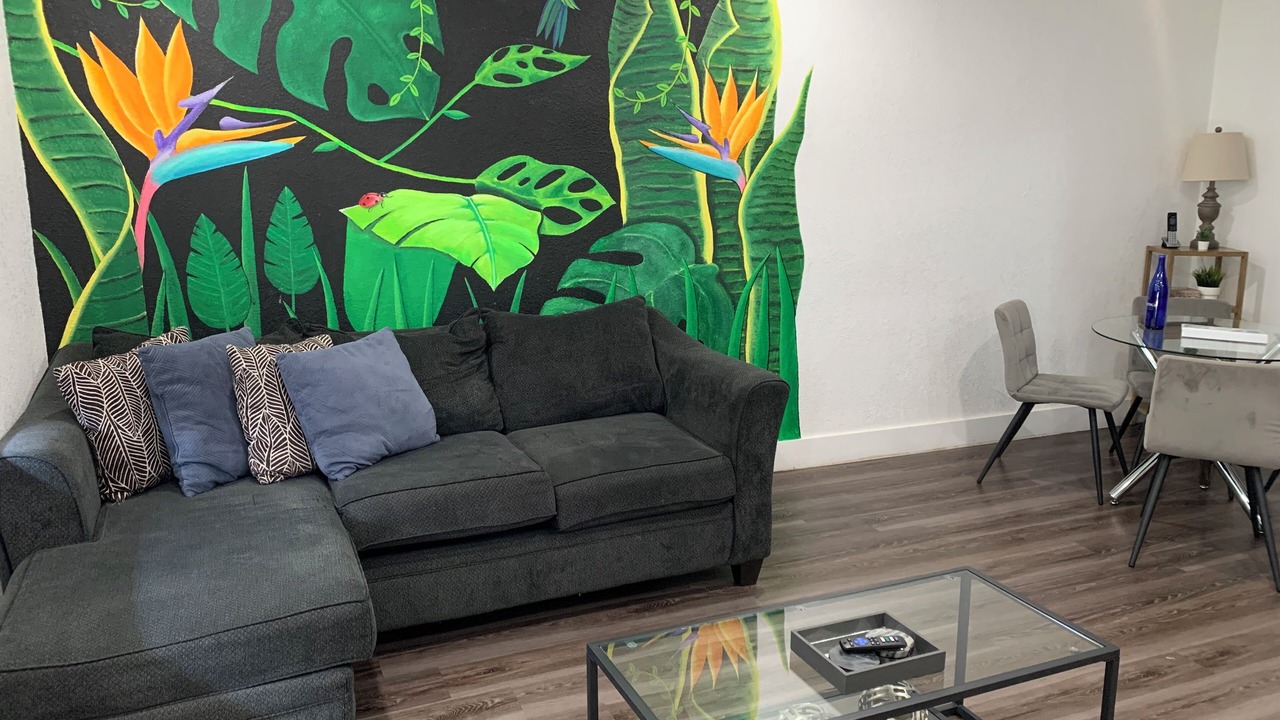 Photo of Livingroom in North Andrews Gardens
