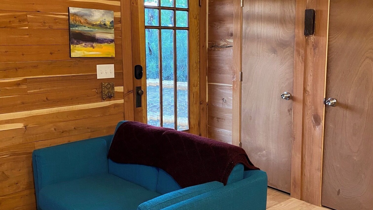 Photo of Livingroom in Bastrop