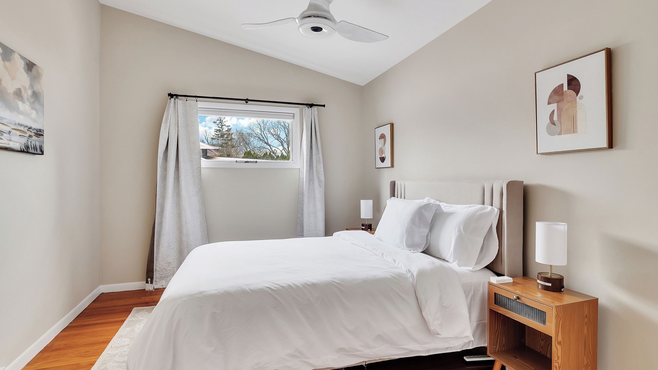 Photo of Others in Albany