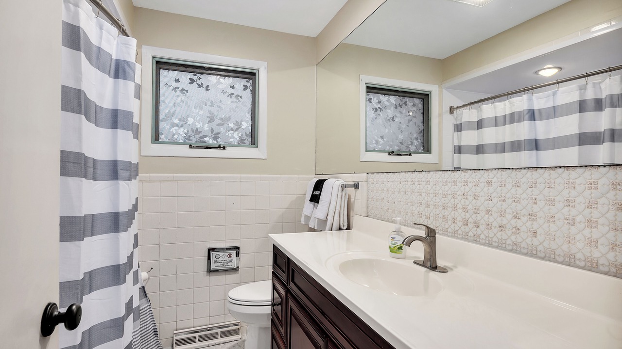 Photo of Others in Albany