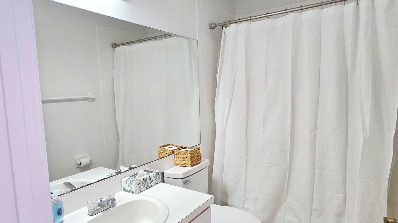 Photo of Bathroom in Lake Davenport Estates