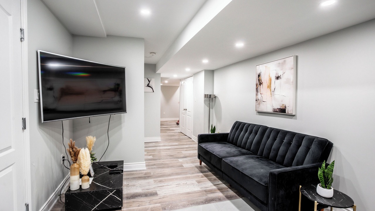 Photo of Livingroom in Brampton