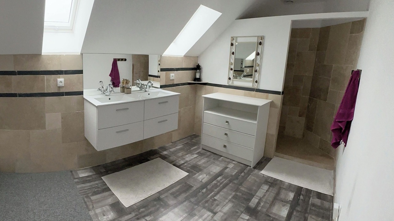 Photo of Bathroom in Saint-Mars-d'Outille