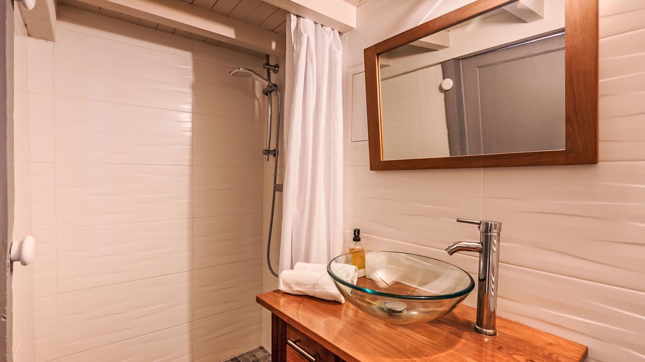Photo of Bathroom in Port de St Goustan
