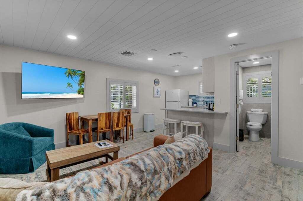 Photo of Livingroom in Captiva
