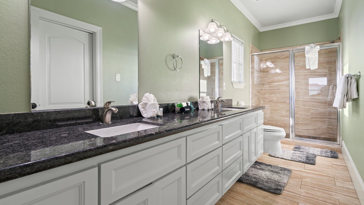 Photo of Bathroom in Pointe San Luis