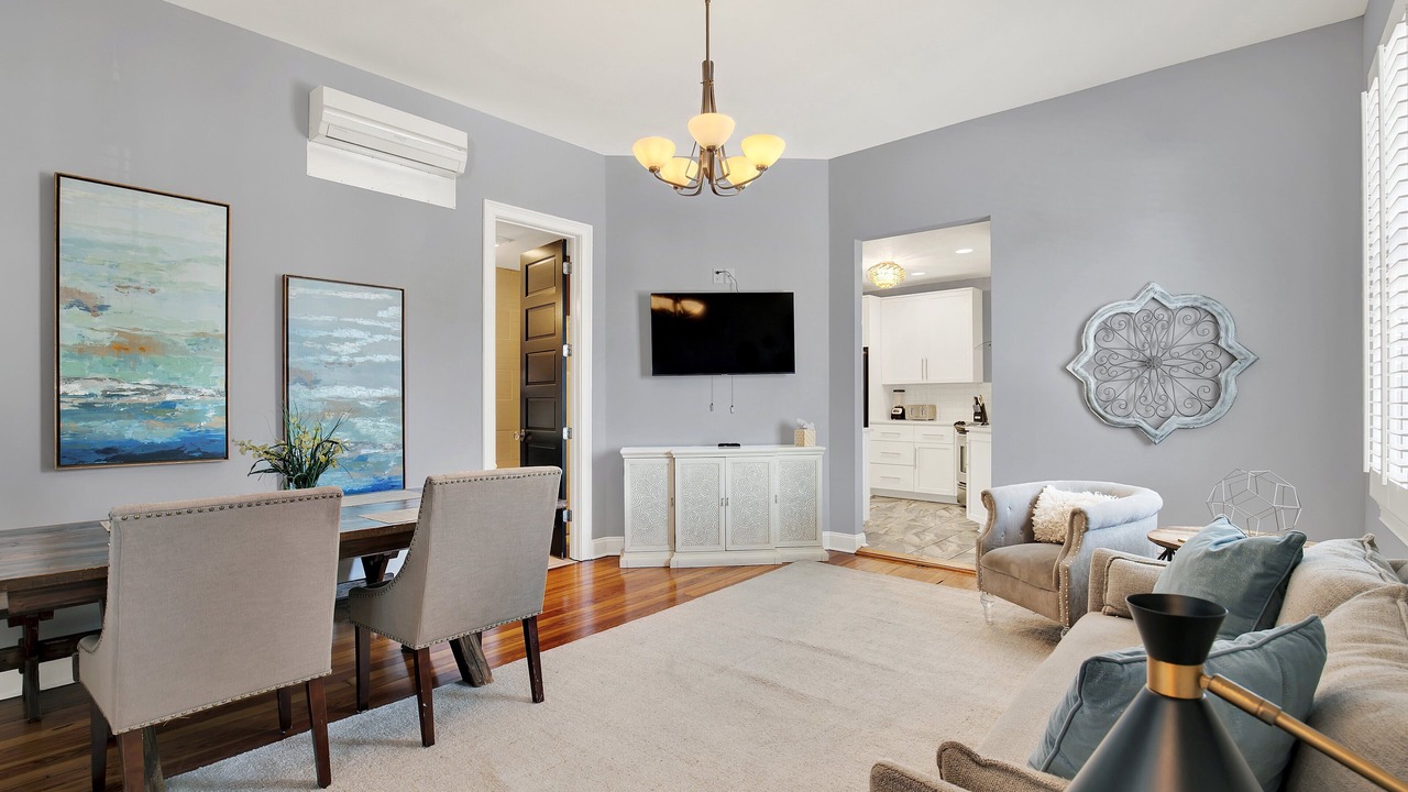 Photo of Livingroom in Metropolitan