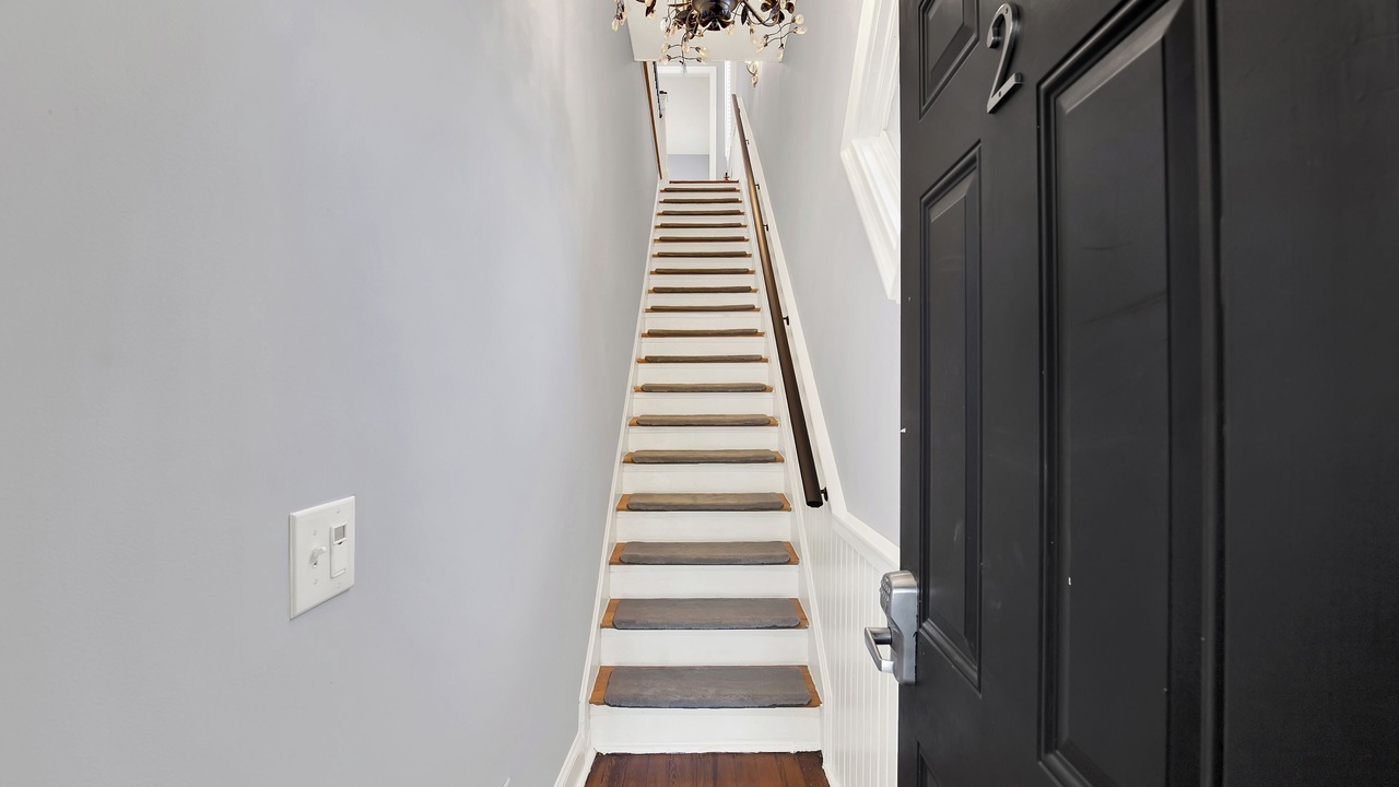 Photo of Others in Metropolitan