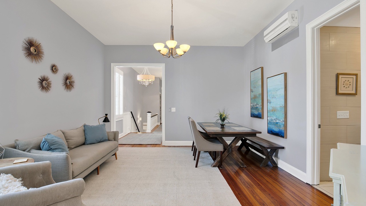 Photo of Others in Metropolitan