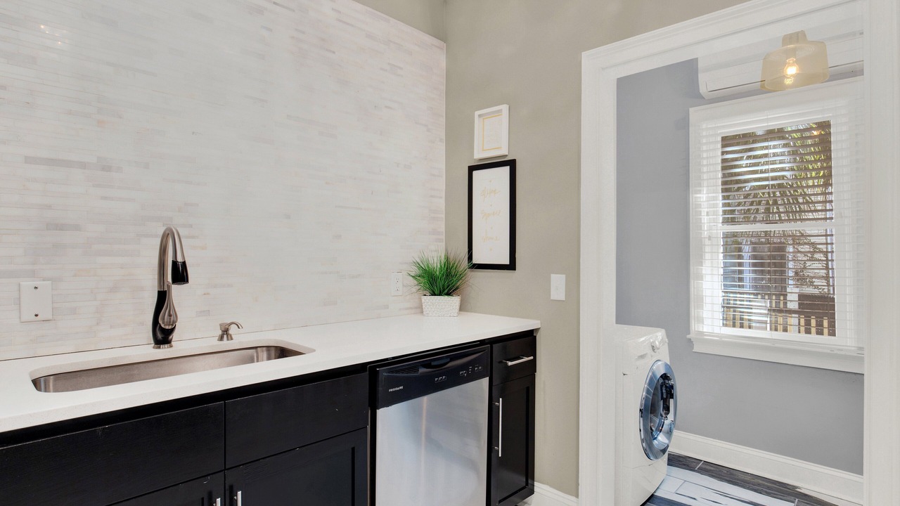 Photo of Kitchen in Thomas Square