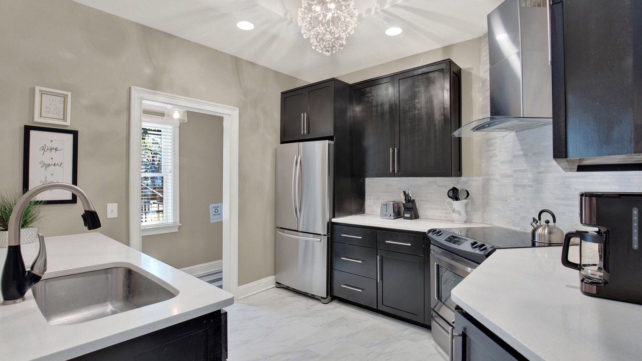 Photo of Kitchen in Thomas Square