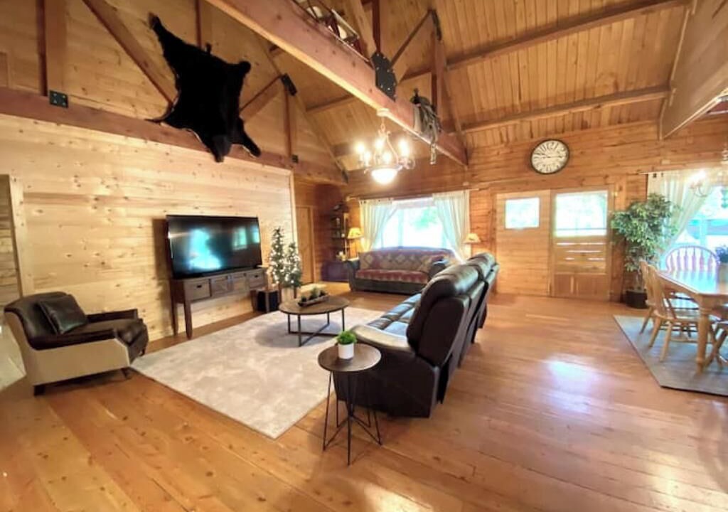 Photo of Livingroom in Ririe