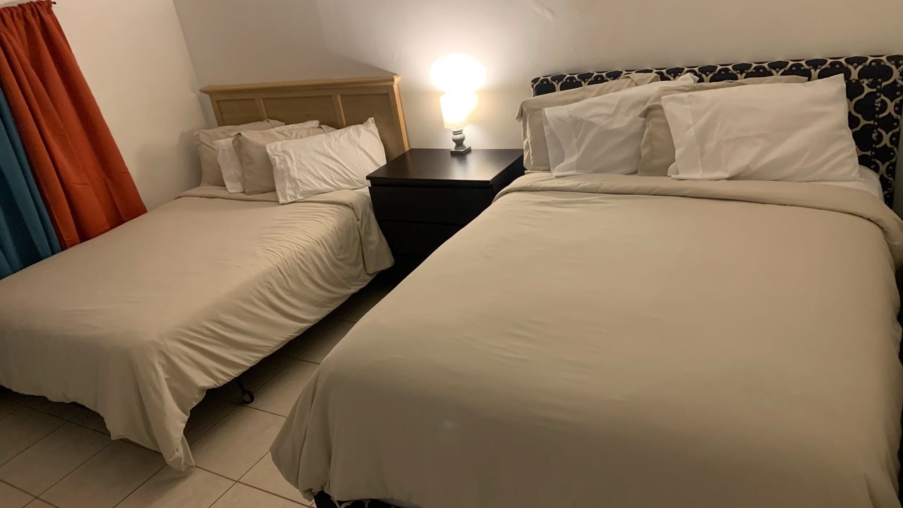 Photo of Bedroom in Lauderhill
