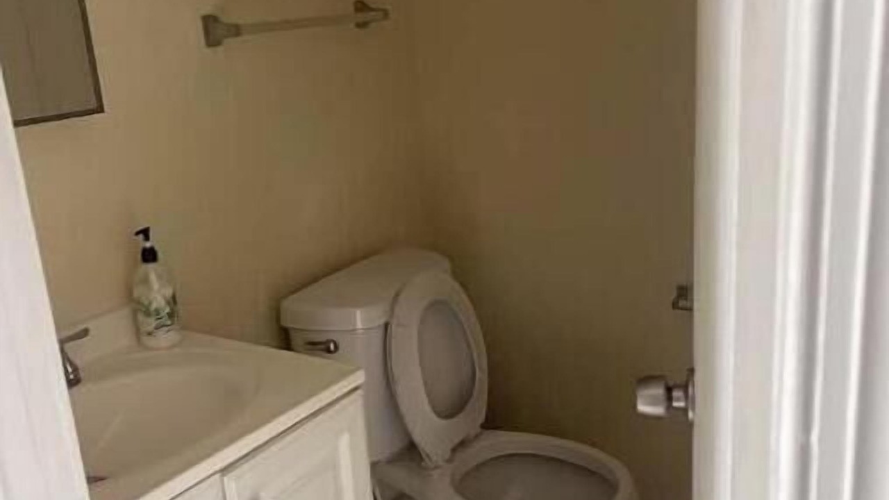 Photo of Bathroom in Lauderhill