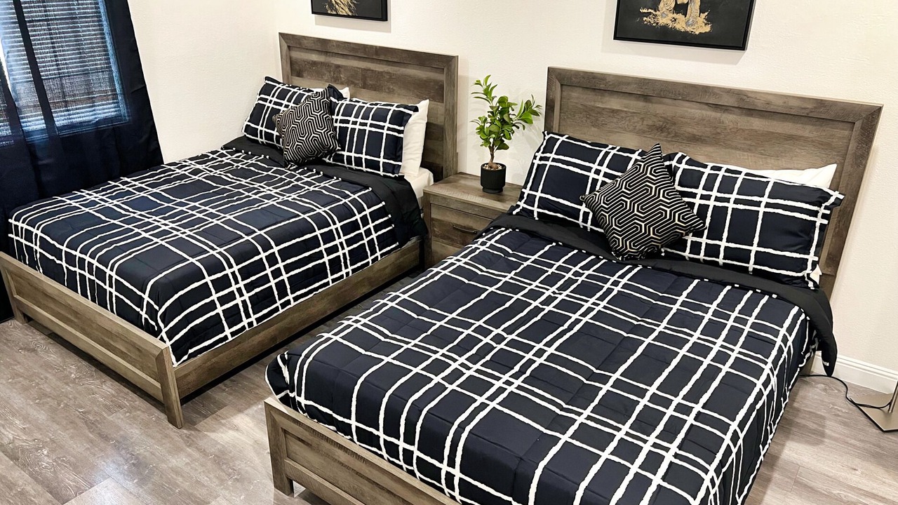 Photo of Bedroom in Gateway District