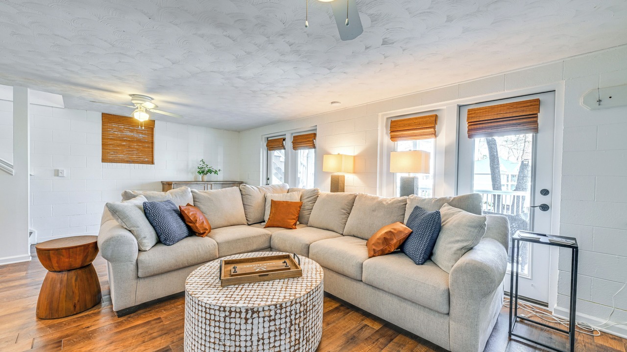 Photo of Livingroom in Norwood