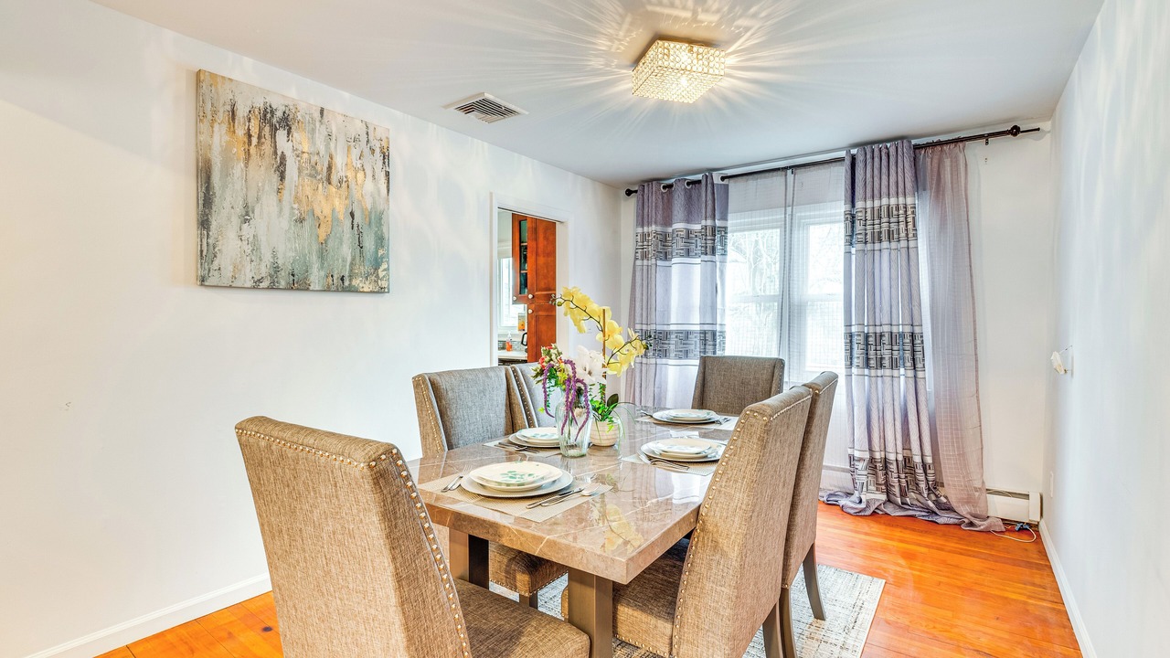 Photo of Others in Vauxhall