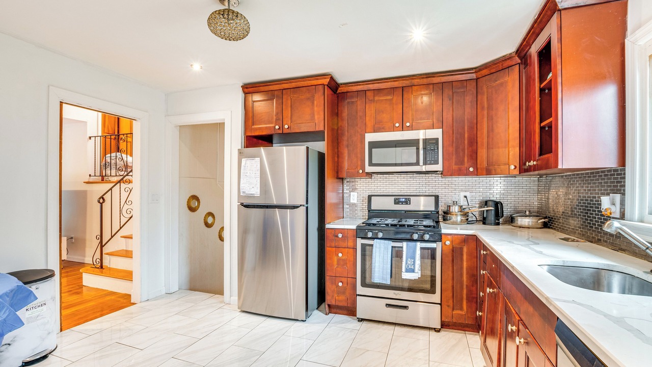 Photo of Others in Vauxhall