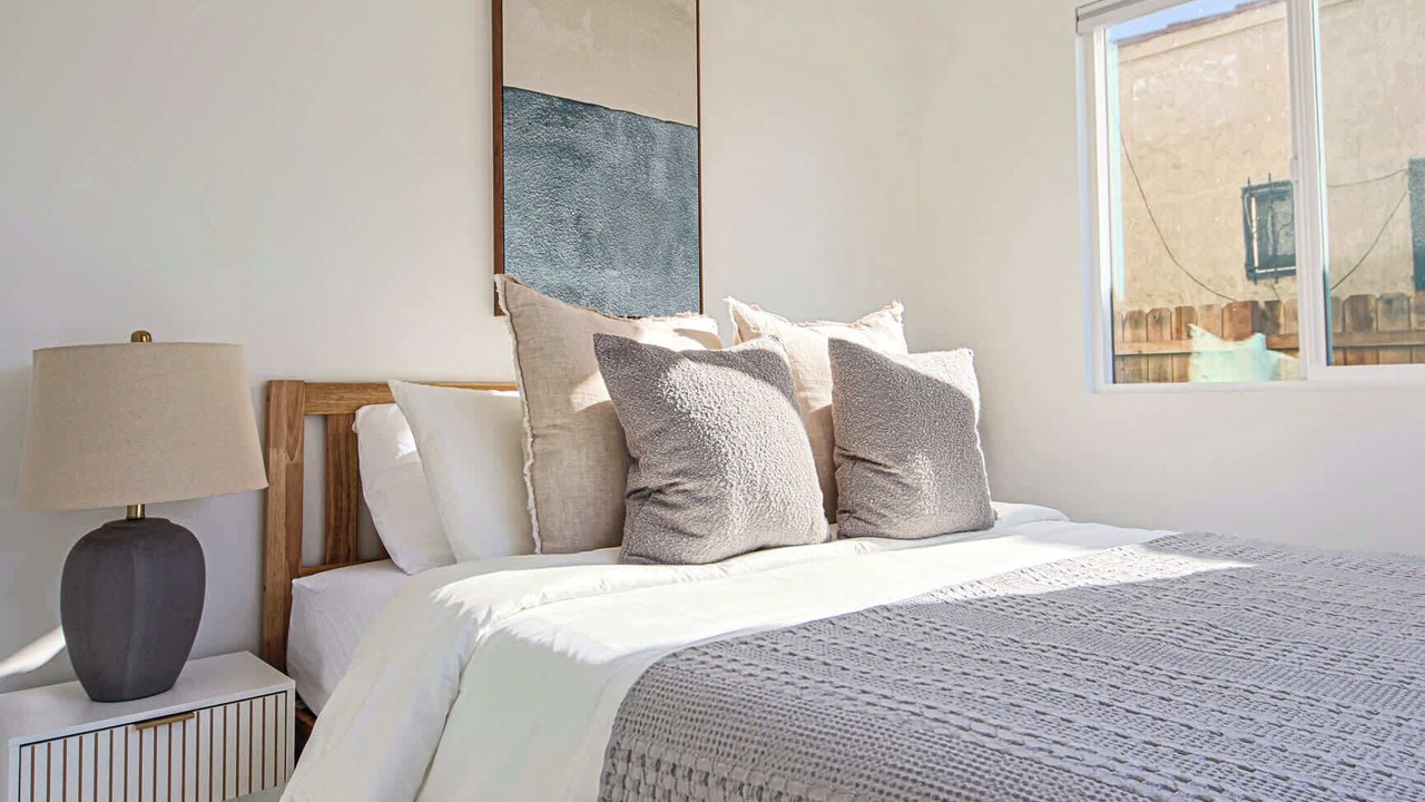 Photo of Bedroom in Mid City