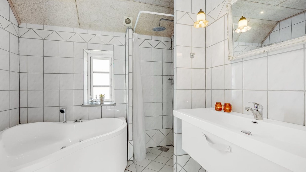 Photo of Bathroom in Skjern