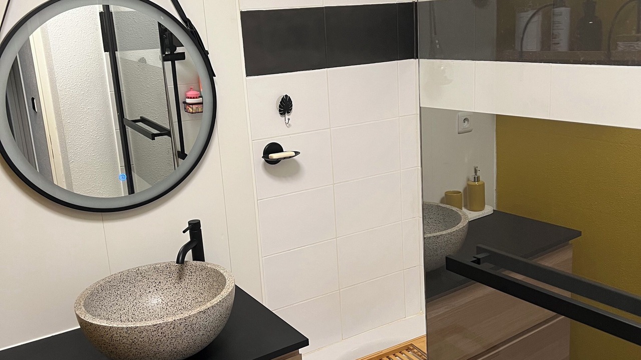 Photo of Bathroom in Cugnaux