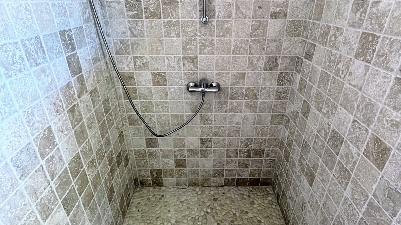 Photo of Bathroom in Grand Valinco