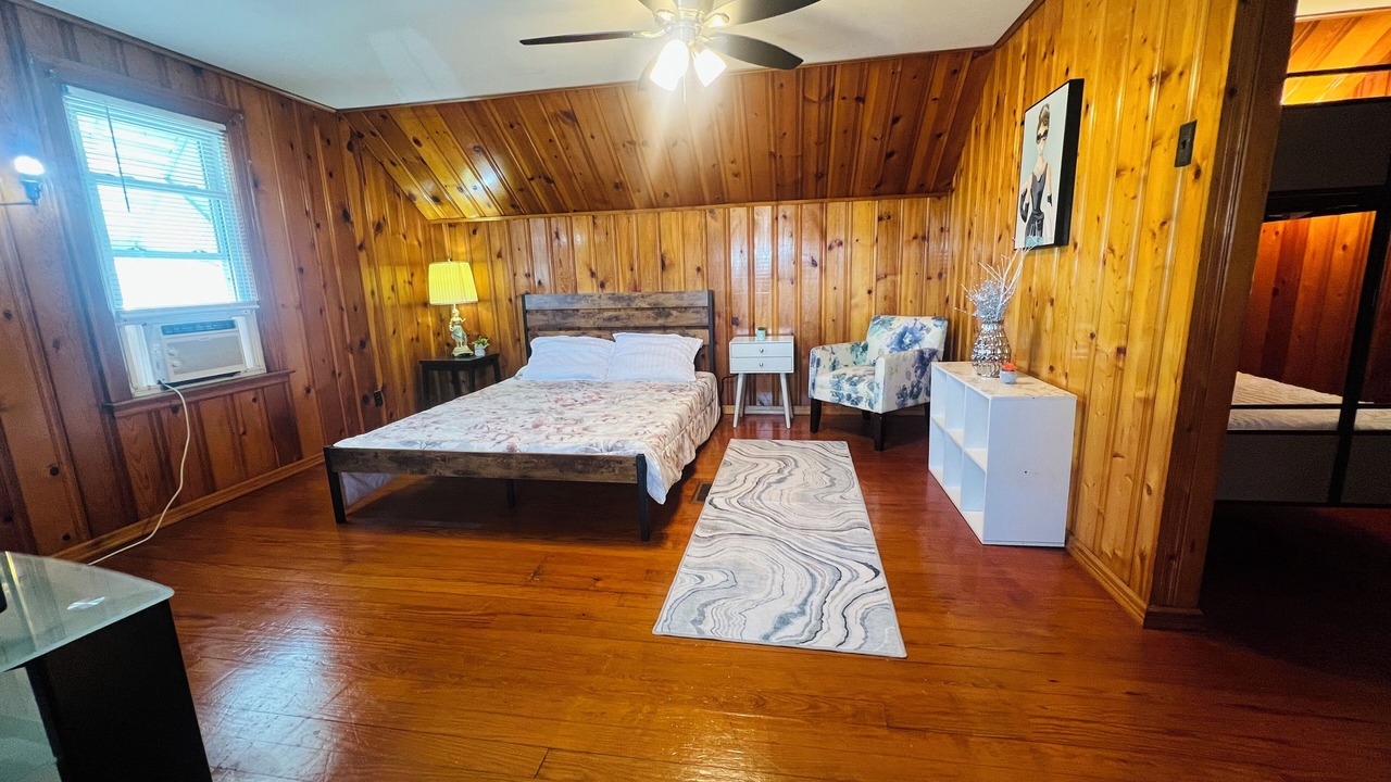 Photo of Bedroom in Weldon Spring Heights