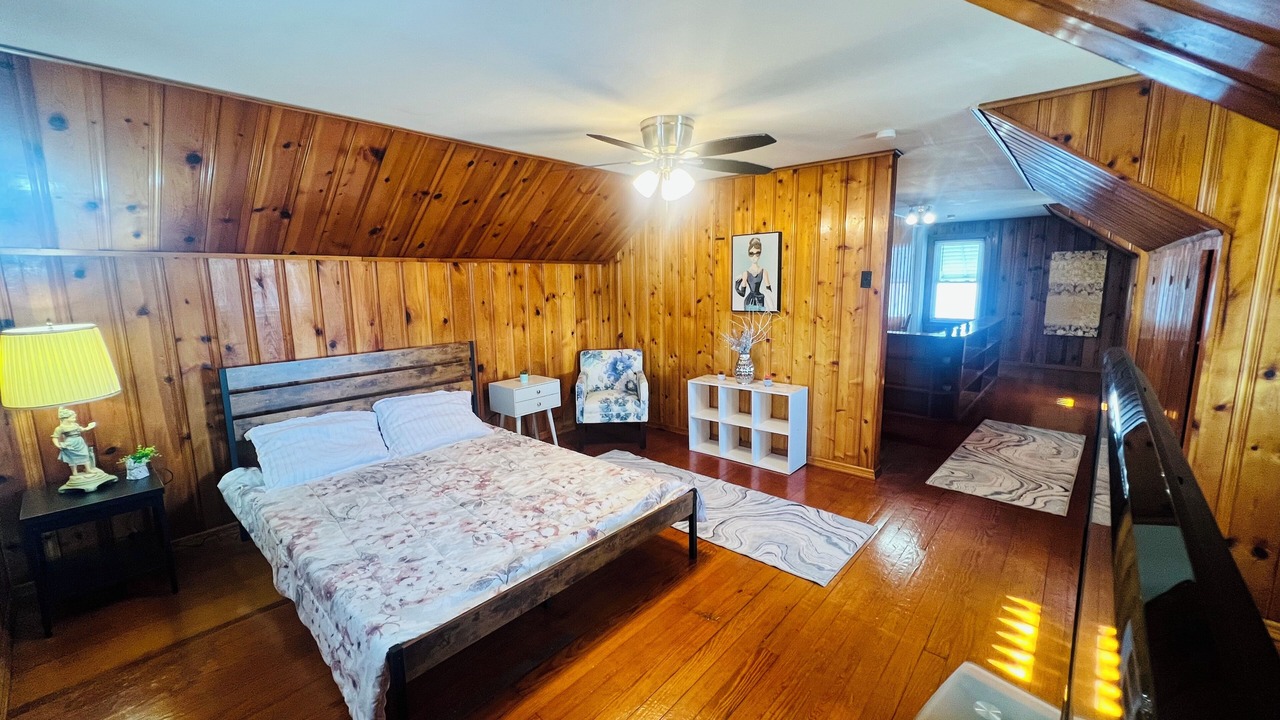 Photo of Bedroom in Weldon Spring Heights
