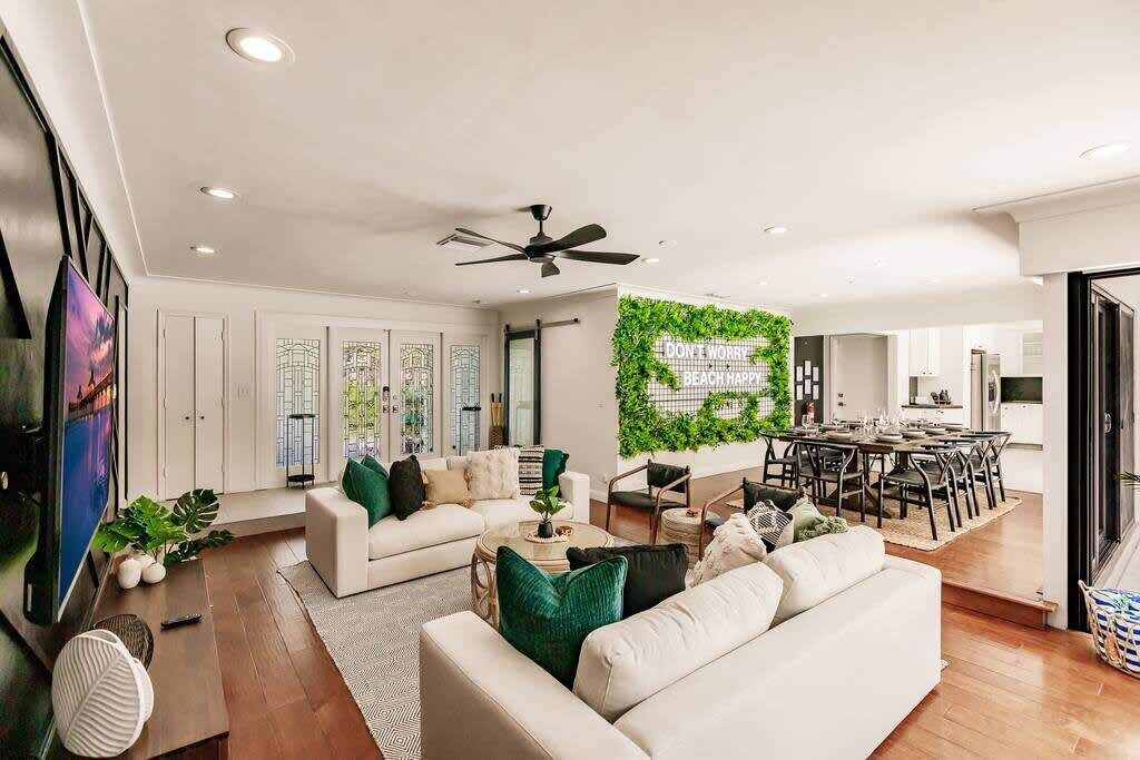 Photo of Bedroom in Imperial Point