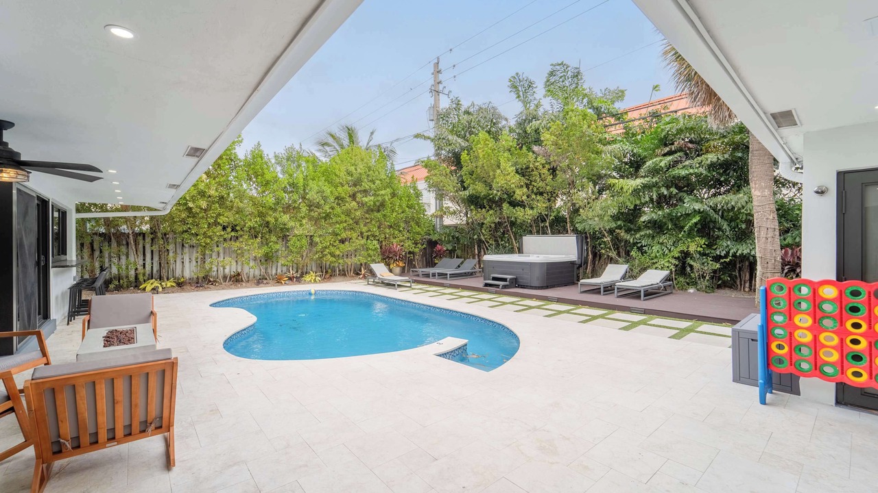 Photo of Outdoor in Imperial Point