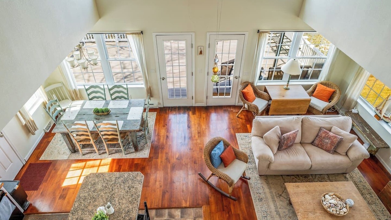 Photo of Outdoor in Cayuga