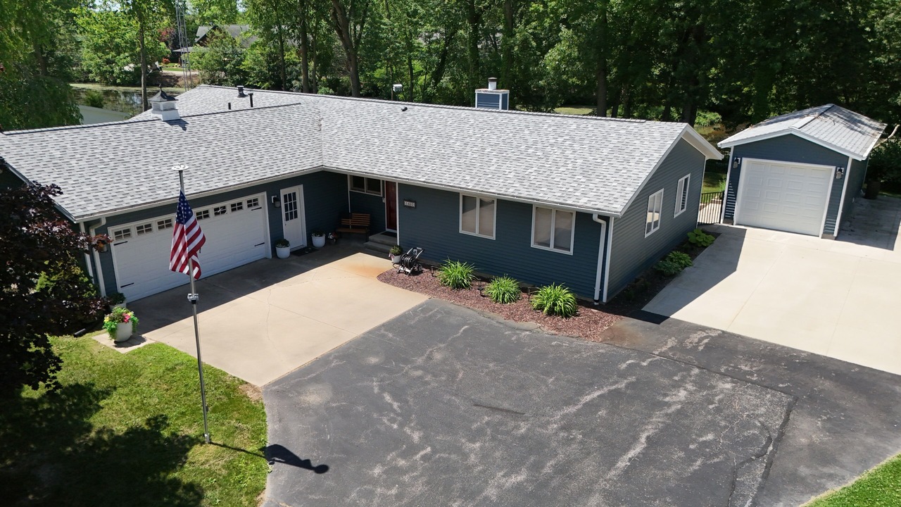 Photo of Outdoor in Paw Paw Lake