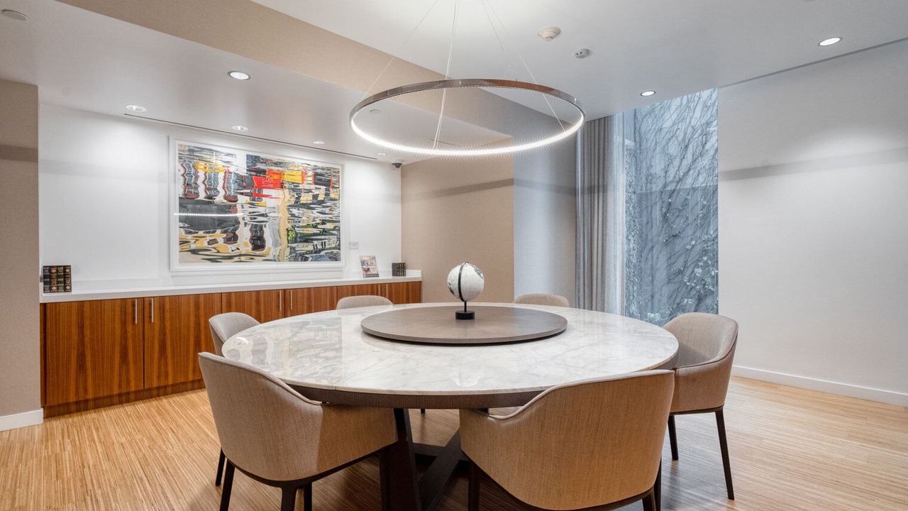 Photo of Others in Rincon Hill