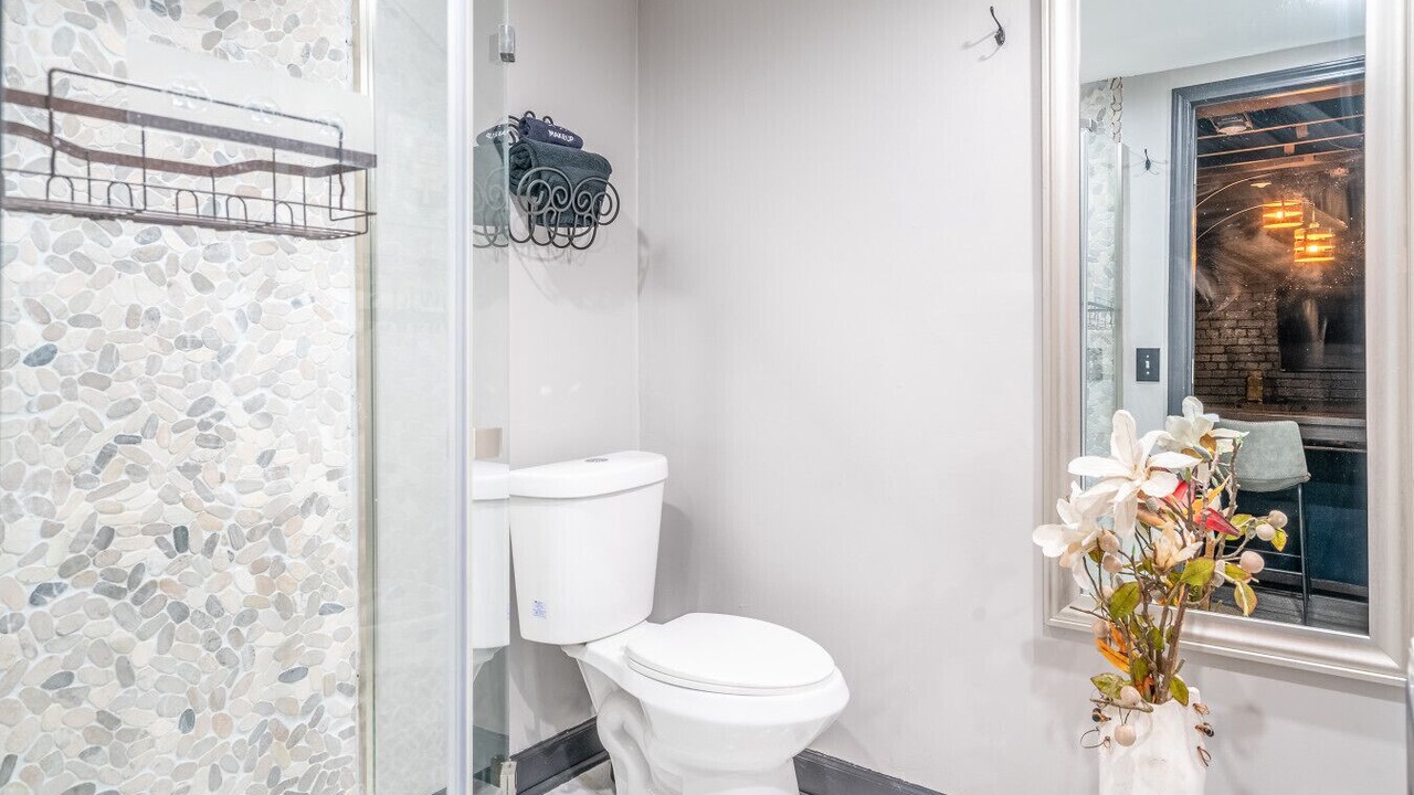 Photo of Bathroom in Highland Park