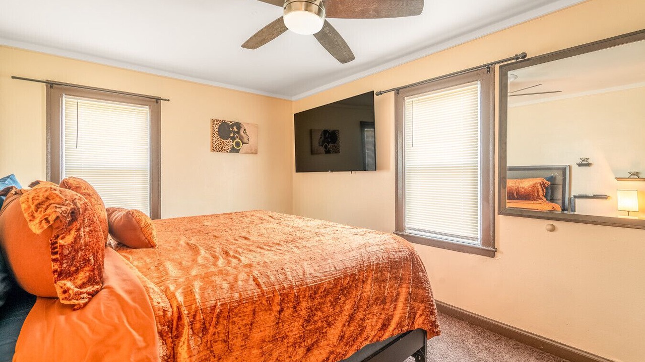 Photo of Bedroom in Highland Park