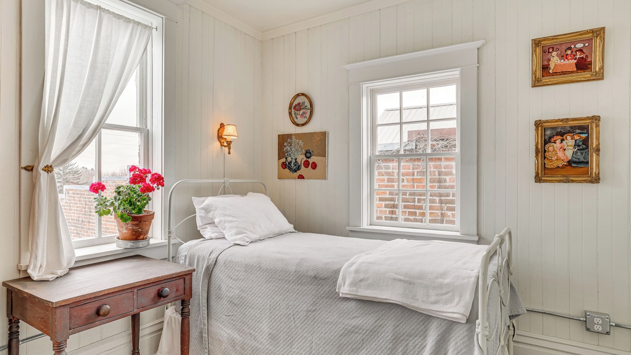 Photo of Bedroom in Spring Grove
