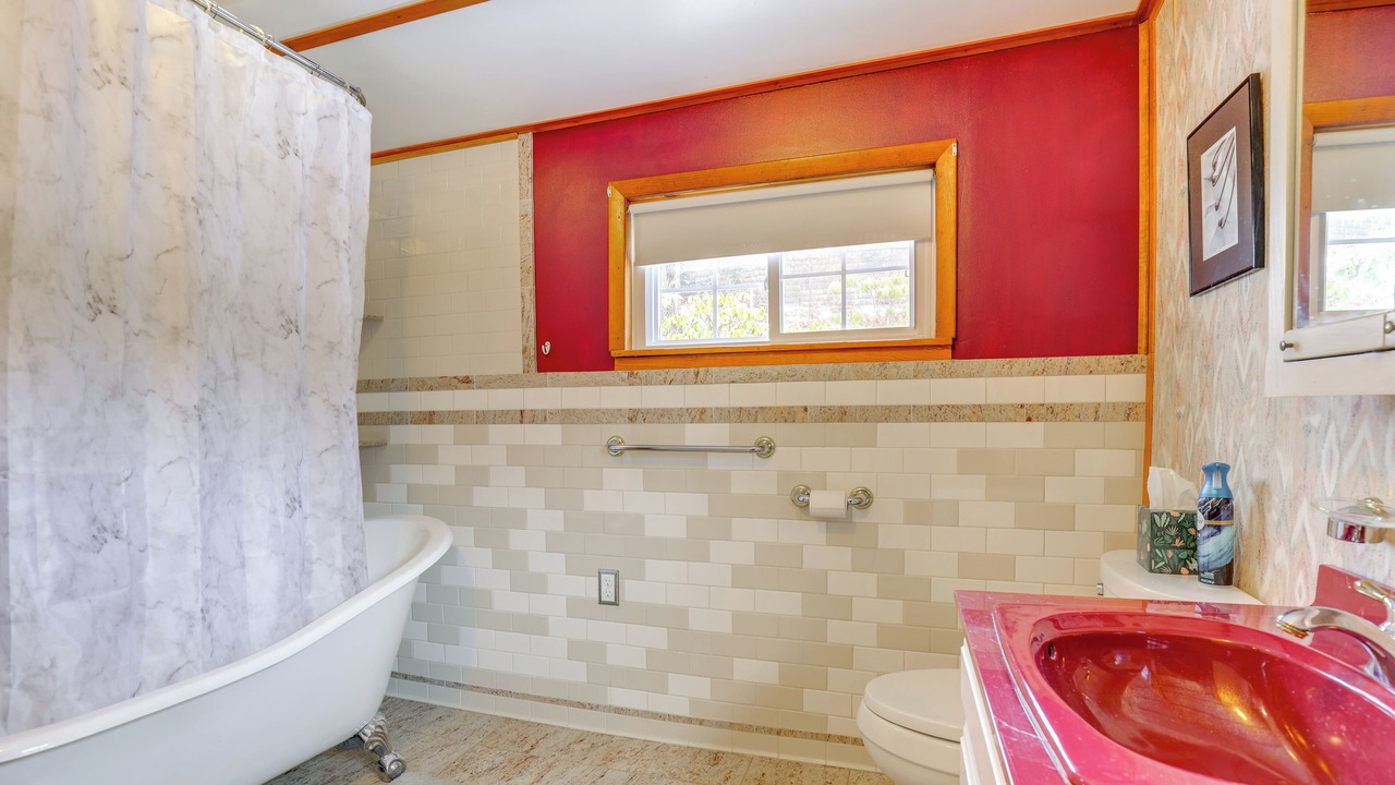 Photo of Bathroom in Hector