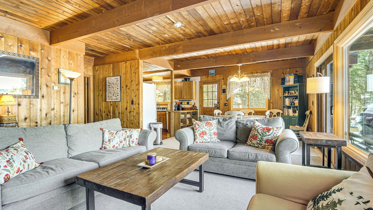 Photo of Livingroom in Bridgton